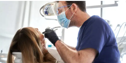 Glenelg dentist